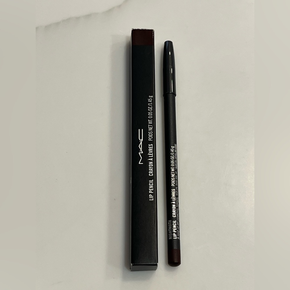 BNIB Mac Cosmetics Lip Liner Pencil Nightmoth
